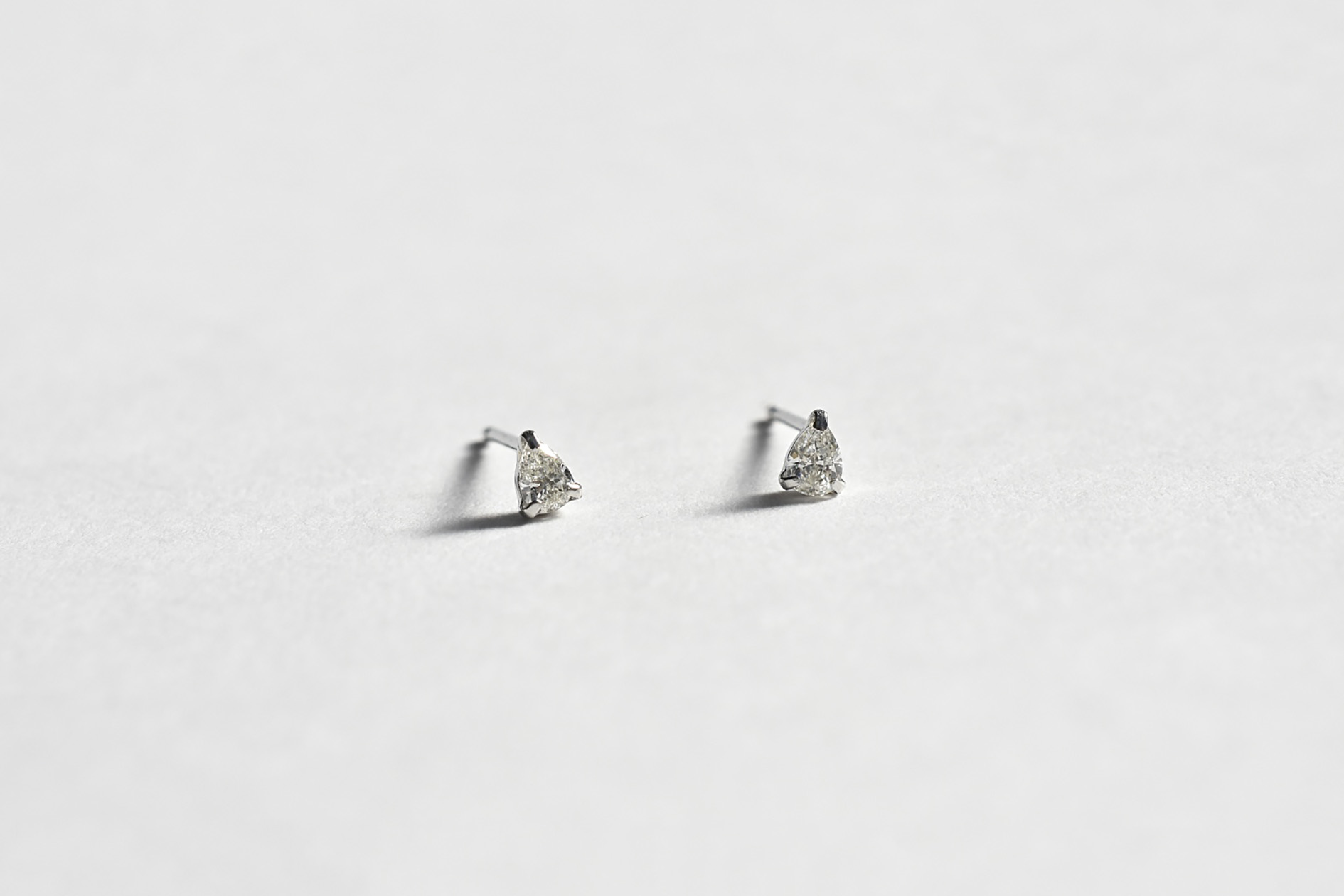 Ptペアシェイプダイヤピアス (2)