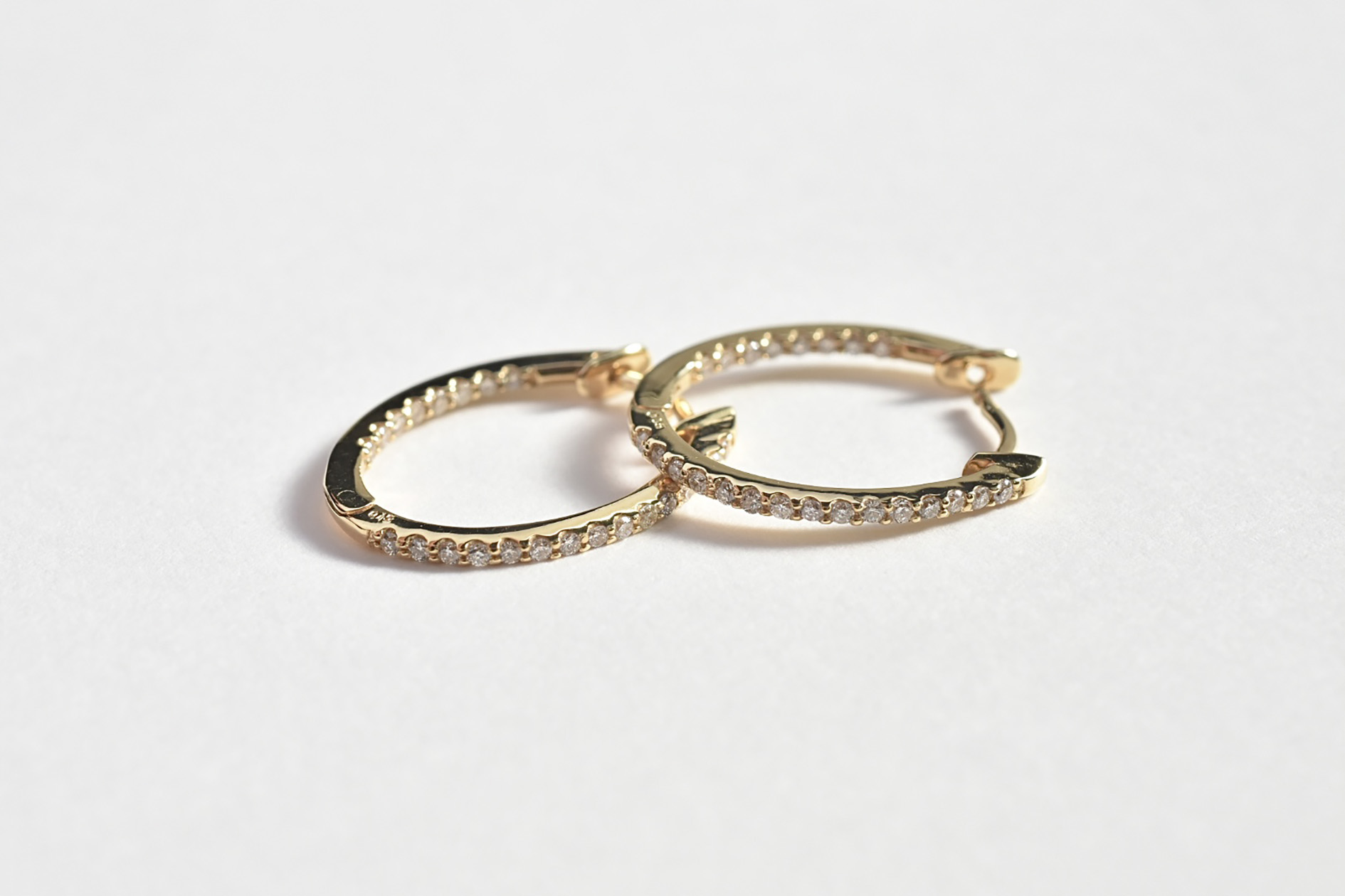 K18.ダイヤモンドフープピアス0.3ct (3)