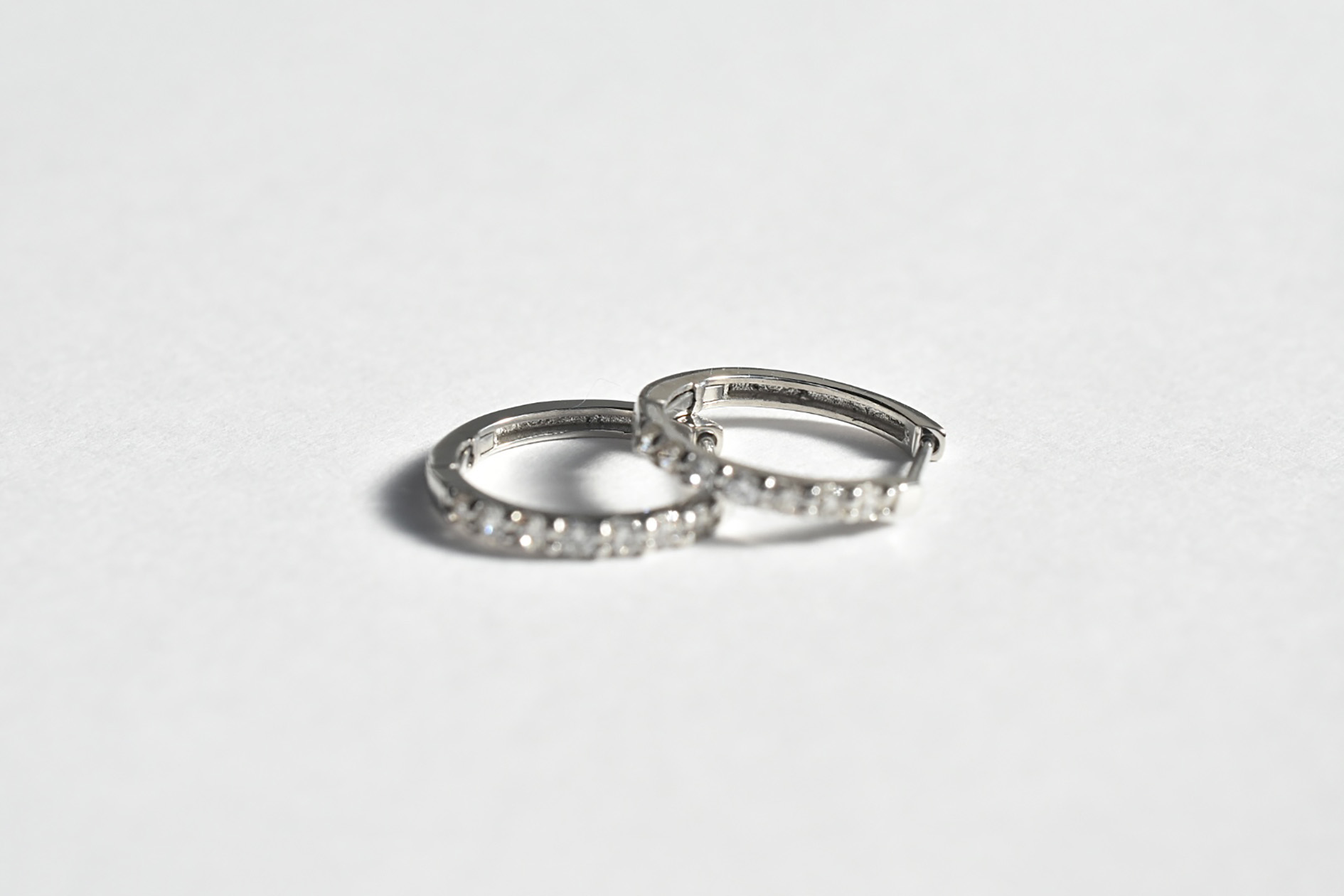 Ptダイヤモンドフープピアス0.2ct (5)