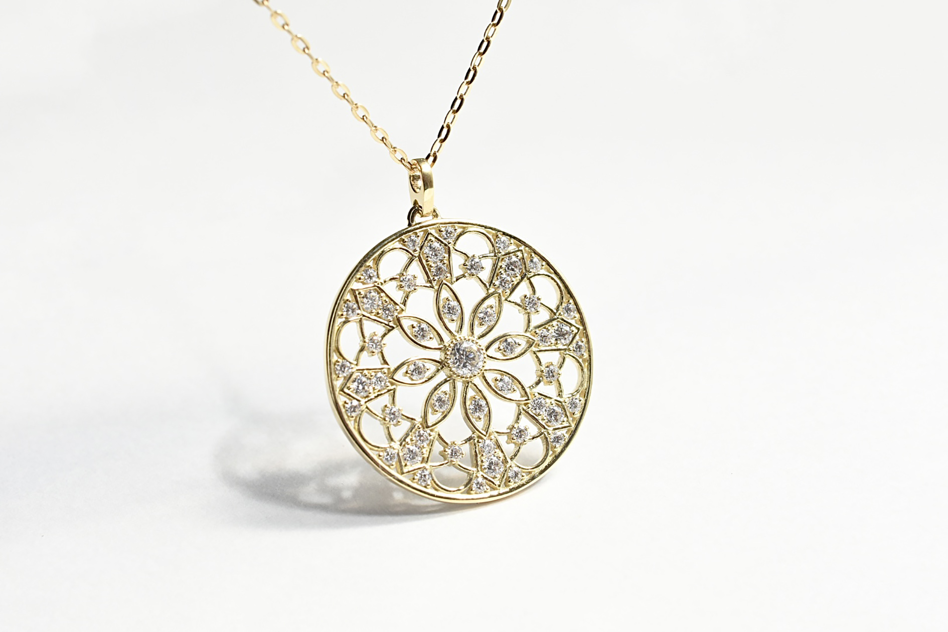 K18ローズウインドウネックレスL4