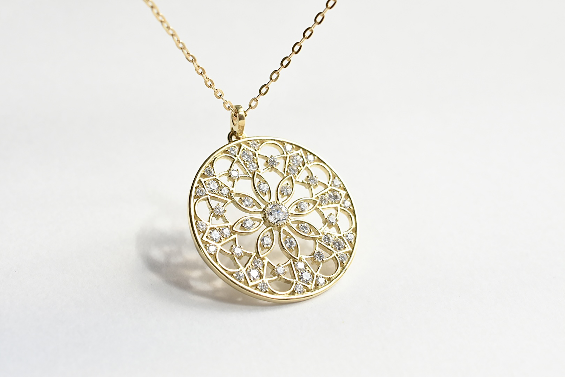 K18ローズウインドウネックレスL2