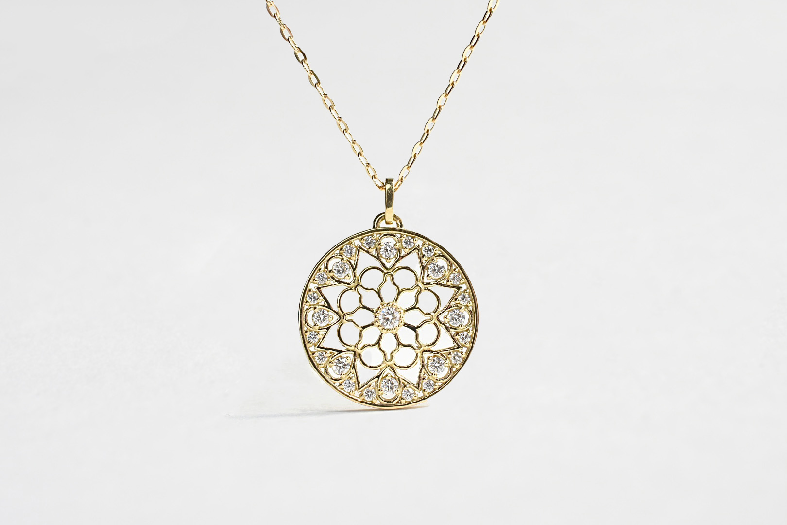 K18ローズウインドウネックレスS6